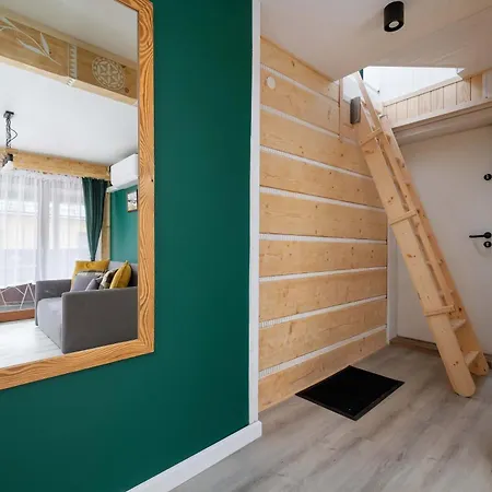 Daire With Parking Close To The Krupowki By Renters *